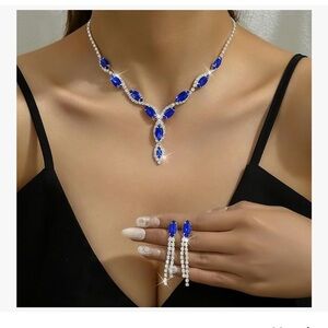 Elegant Blue and Silver Jewelry Set